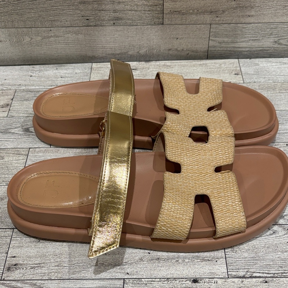 JF Stylish Tan and Gold Women's Sandals